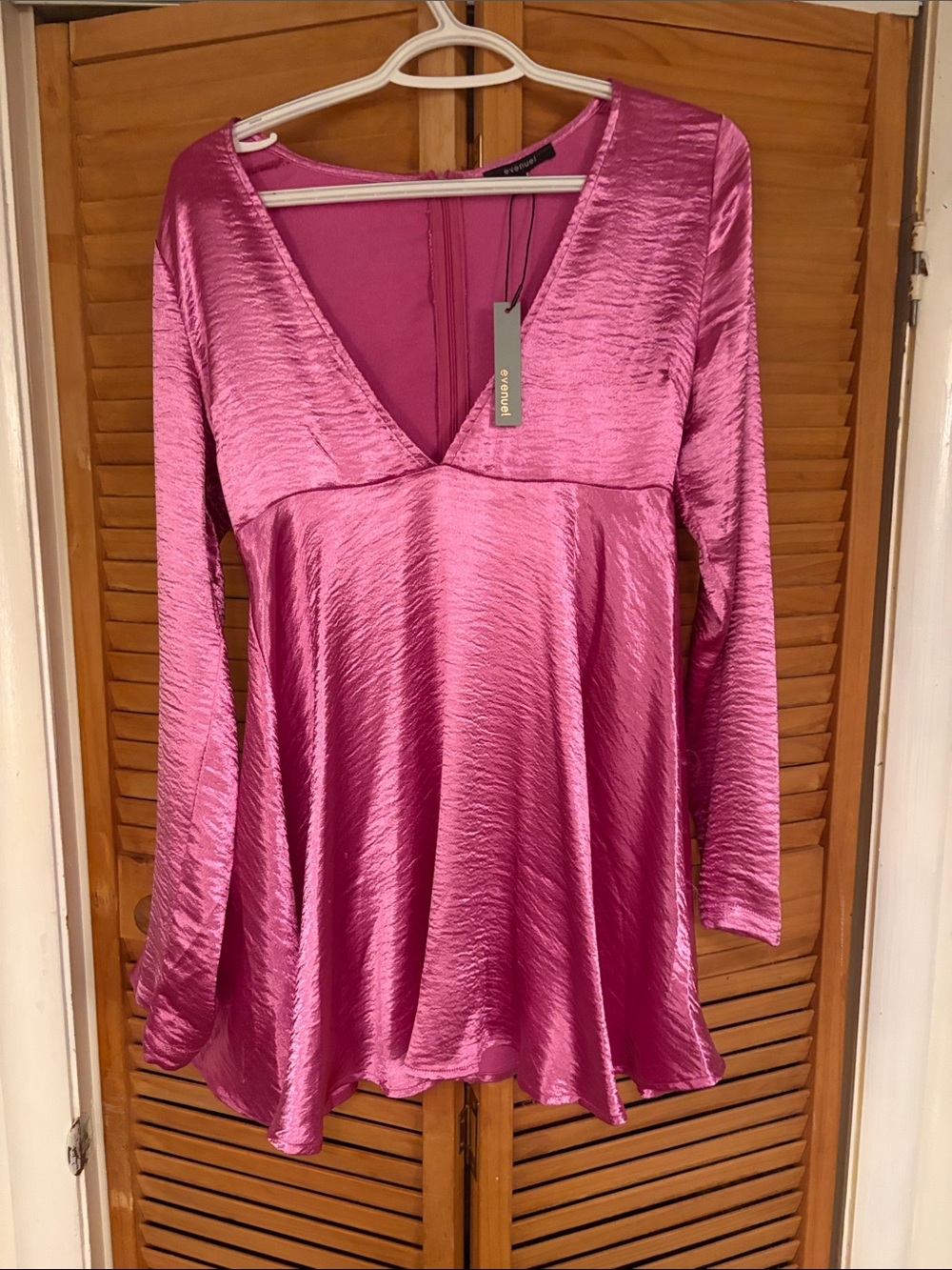 Satin V-Neck Long Sleeve Mini Dress in Fuchsia